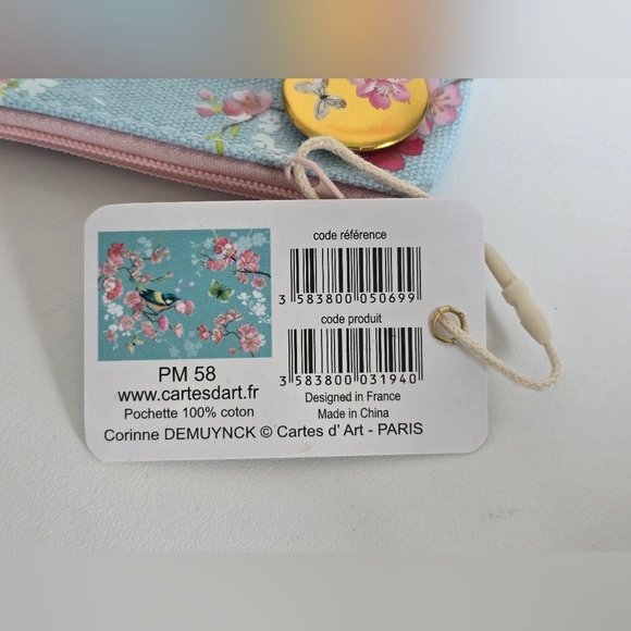 Beautiful Small Coin Purse with Small Size Tiny Dragonfly Bracelet - Picture 3 of 12